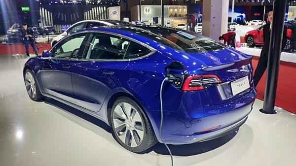 上海车展:特斯拉model 3实车,蓝色_车家号_发现车生活