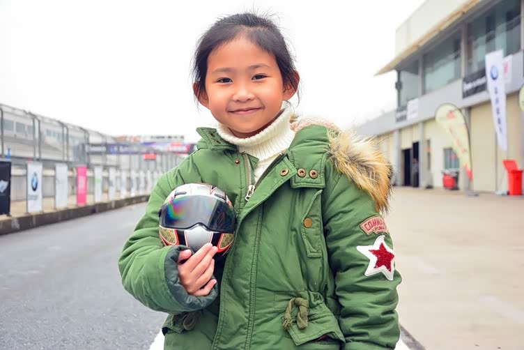 在孩子眼里 Track Day是种什么样的体验