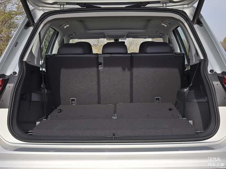 中型suv市场标杆级车型大众途观l购车指南