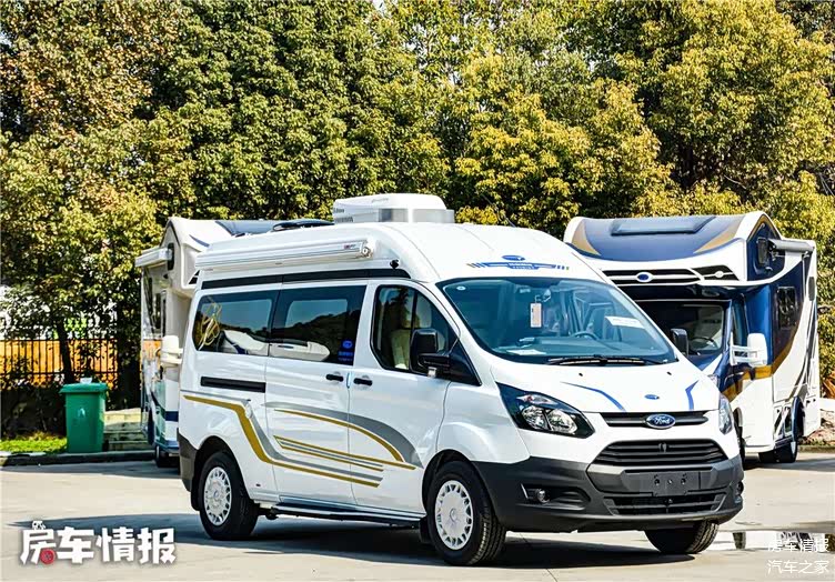 新款福特全顺房车又创新30万适合老两口厨卫超大同类车罕见