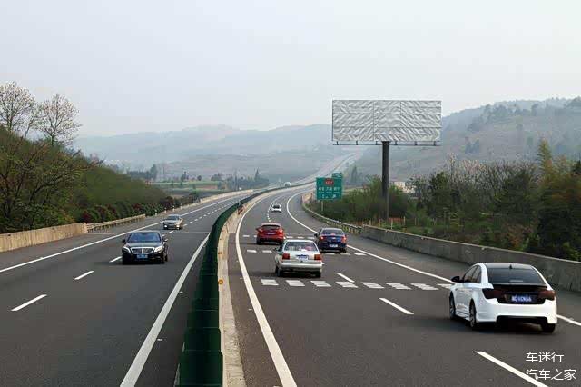 二广高速"臭名远扬"十几万车主在此被坑,车主:什么时候整改?