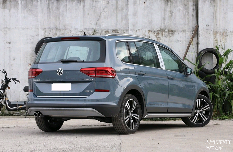 大众途安l,最便宜的大众7座mpv,看完车长你能忍吗?