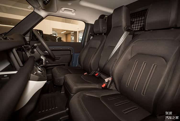 比普通版更实用 全新路虎卫士hard top实车