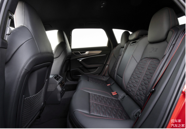 但奥迪rs 6 avant却能提供除此之外的空间实用性