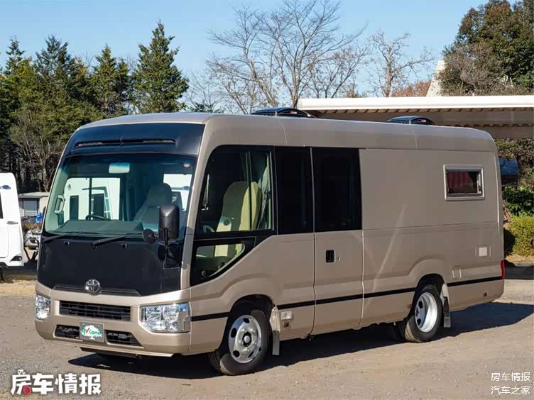 新款丰田考斯特房车40l动力足大沙发特舒服行李箱能住人
