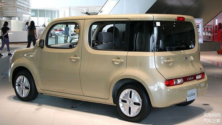 新款日产Cube