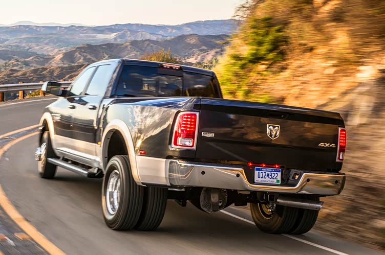 17款道奇长角号 外观内饰深析最新行情