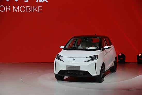 【文章】新特旗下首款纯电动汽车DEV 1在北京