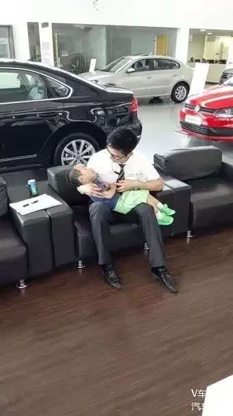 忠诚客户维护三要素:用情、用心、用礼