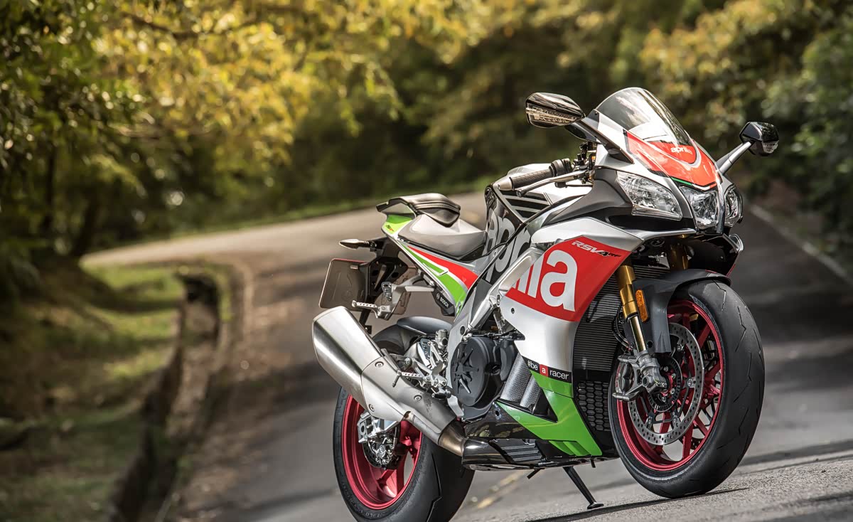 全新大贸阿普利亚rsv4rf