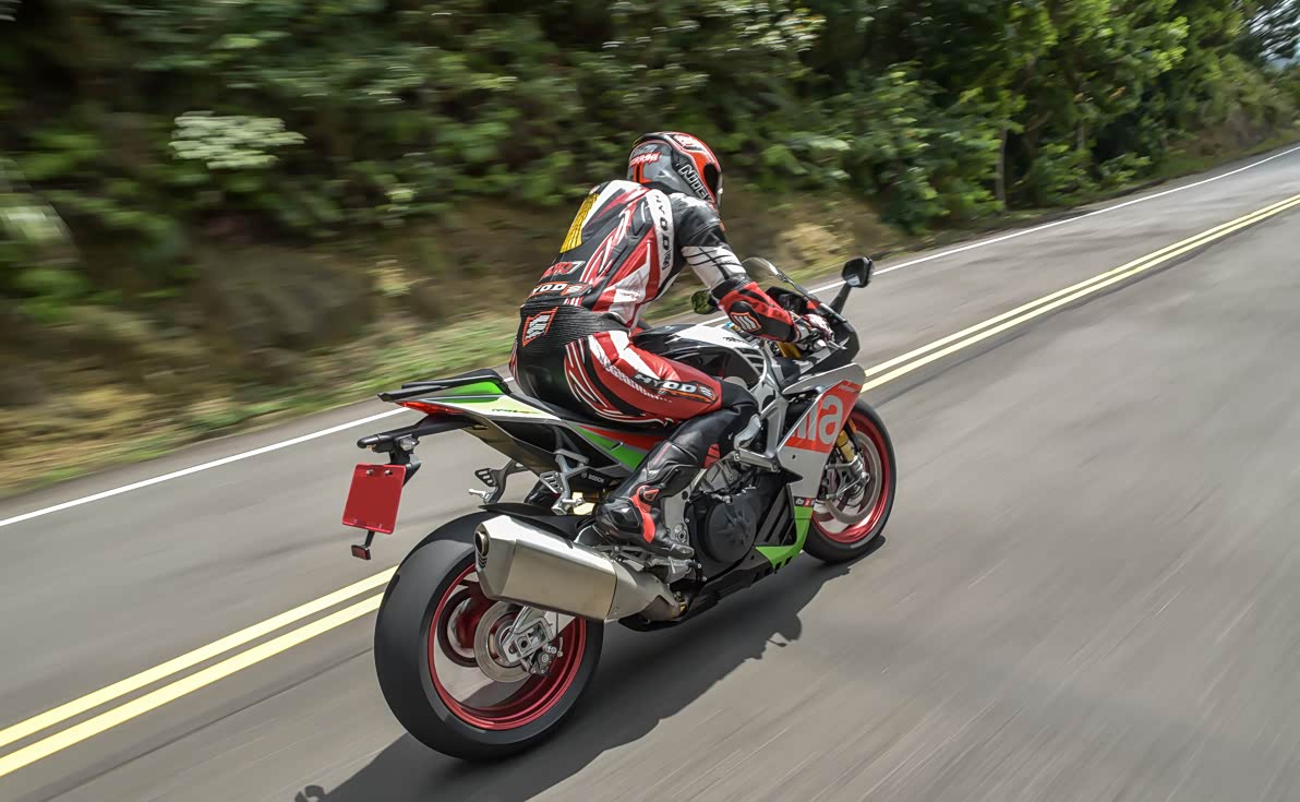 全新大贸阿普利亚rsv4rf