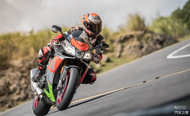 ��������APRILIA RSV4 RFĦ�г���