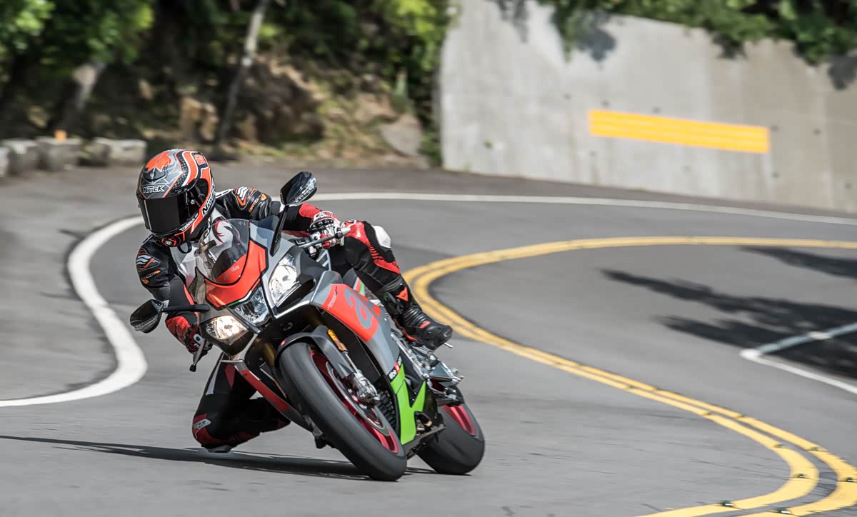 全新大贸阿普利亚rsv4rf